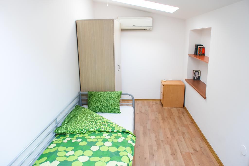 Vatra Accommodation Bukarest Eksteriør billede