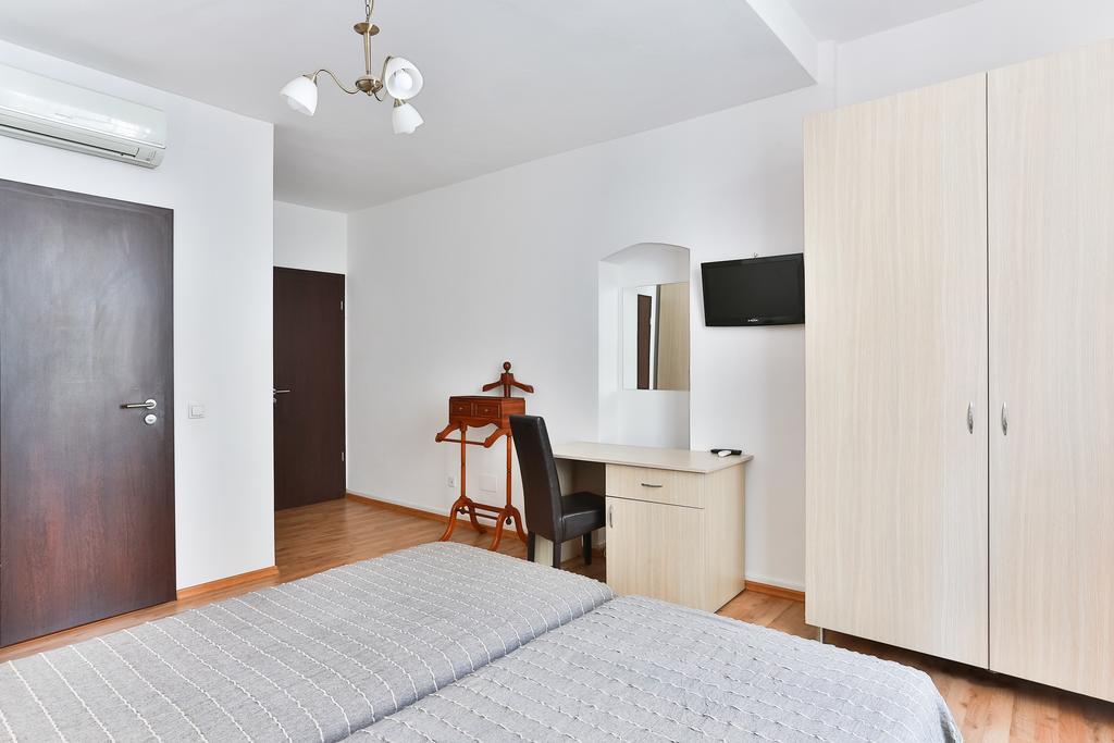 Vatra Accommodation Bukarest Eksteriør billede