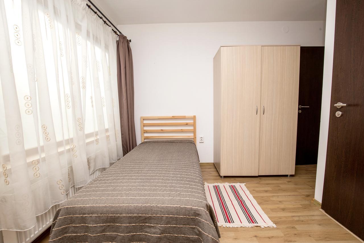 Vatra Accommodation Bukarest Eksteriør billede